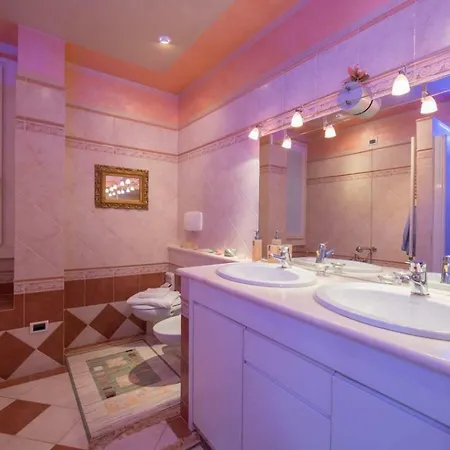 Lo Specchio Sul - The House Of Travelers Lejlighed Como