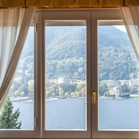Lo Specchio Sul - The House Of Travelers Apartmán