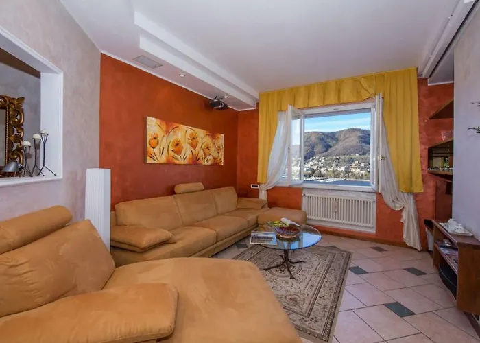 Lejlighed Lo Specchio Sul - The House Of Travelers Como