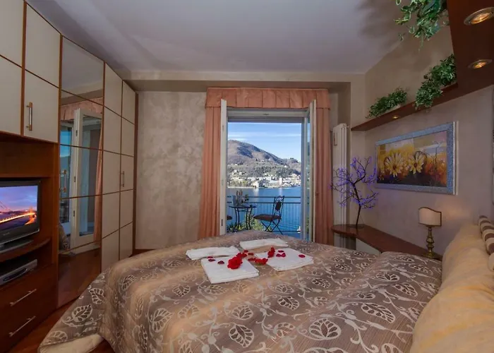 Lo Specchio Sul - The House Of Travelers Lejlighed *